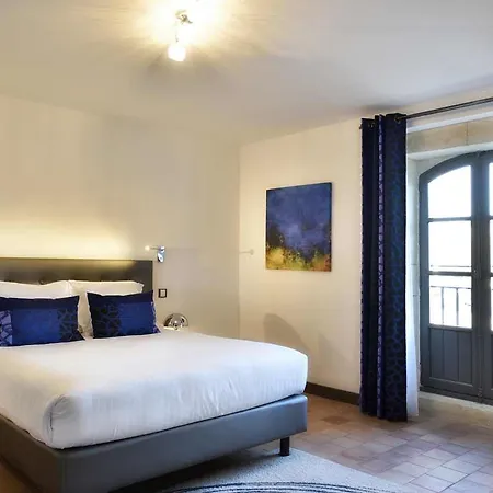 מלון Ibis Charleroi Airport Brussels South