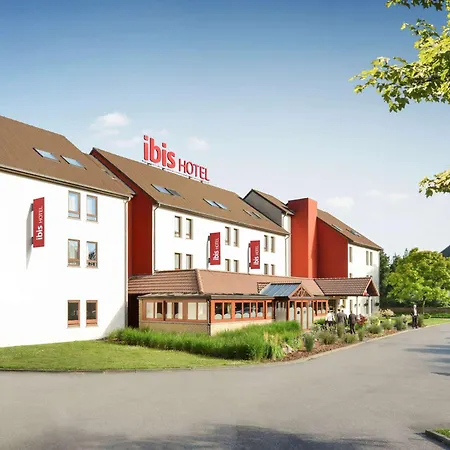 호텔 Ibis Charleroi Airport Brussels South
