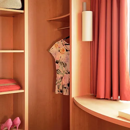 Ibis Charleroi Airport Brussels South 3* Fleurus