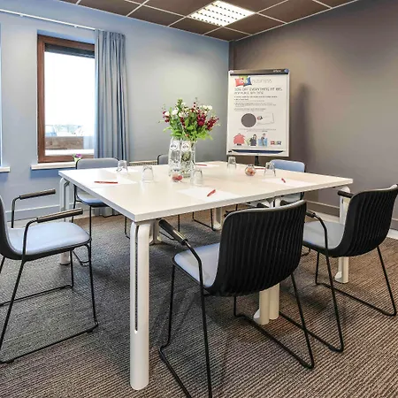 Hotel Ibis Charleroi Airport Brussels South