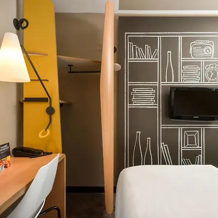 Ibis Charleroi Airport Brussels South 3* Fleurus