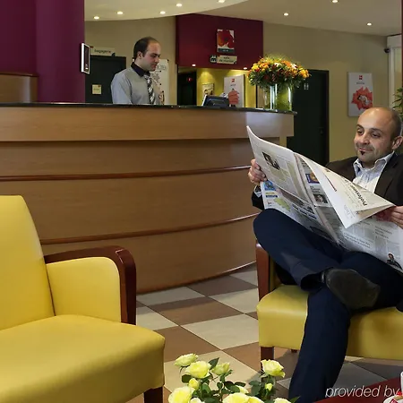 Ibis Charleroi Airport Brussels South 3*