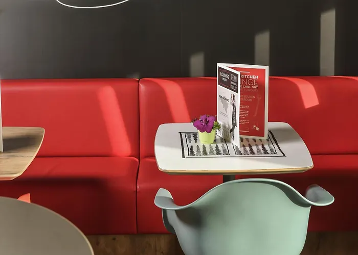 酒店 沙勒罗瓦机场布鲁塞尔南宜必思酒店