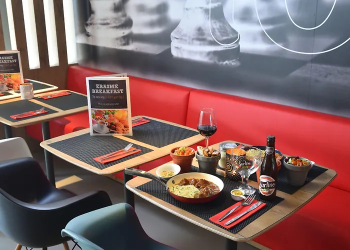 酒店 沙勒罗瓦机场布鲁塞尔南宜必思酒店 弗勒吕斯