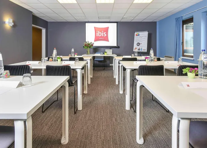 酒店 沙勒罗瓦机场布鲁塞尔南宜必思酒店