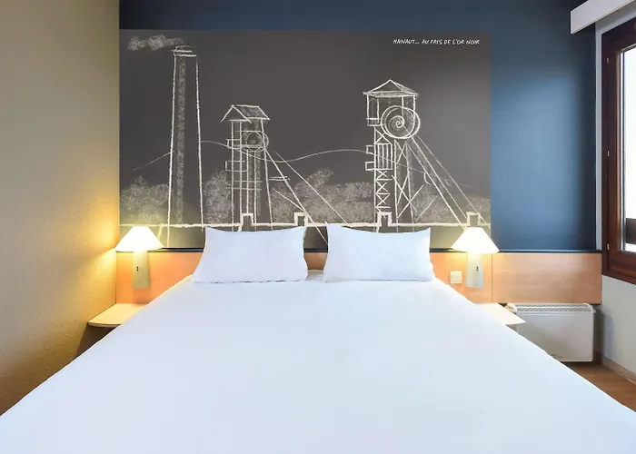 沙勒罗瓦机场布鲁塞尔南宜必思酒店