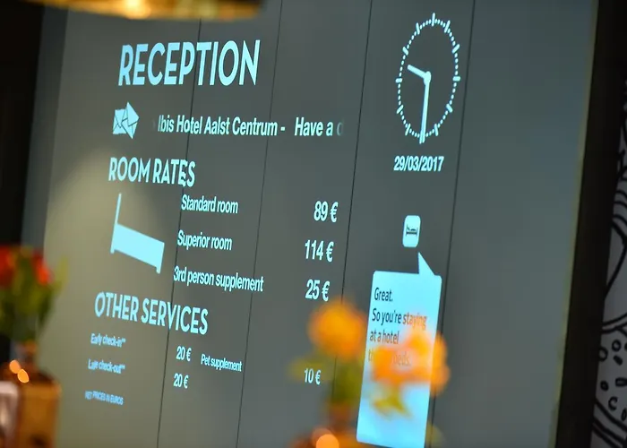 沙勒罗瓦机场布鲁塞尔南宜必思酒店 酒店 弗勒吕斯