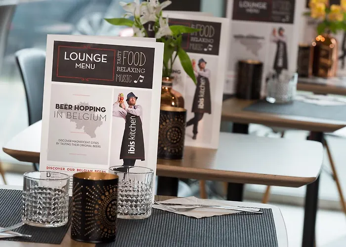 沙勒罗瓦机场布鲁塞尔南宜必思酒店 3* 弗勒吕斯